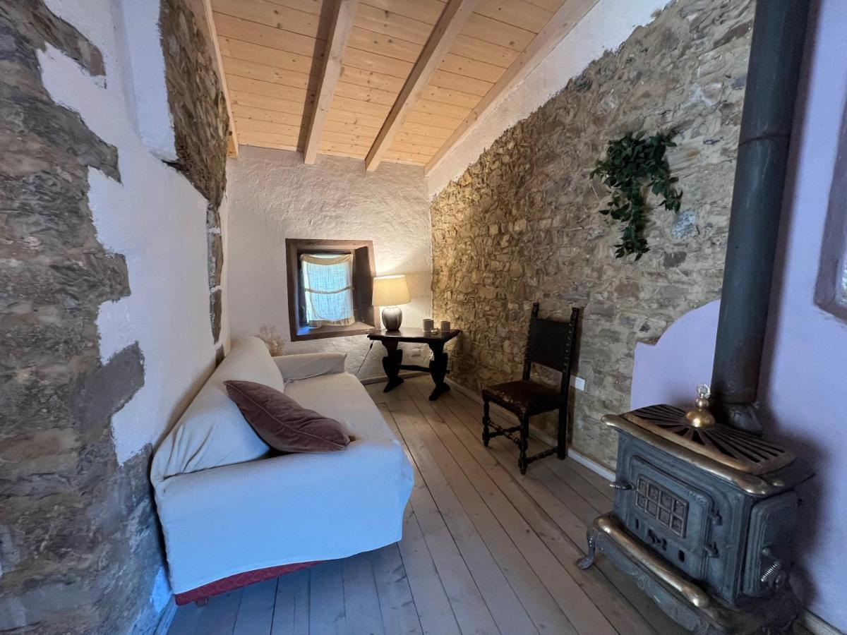 Agriturismo B&B Luna Di Quarazzana In Fivizzano Tuscany ภายนอก รูปภาพ