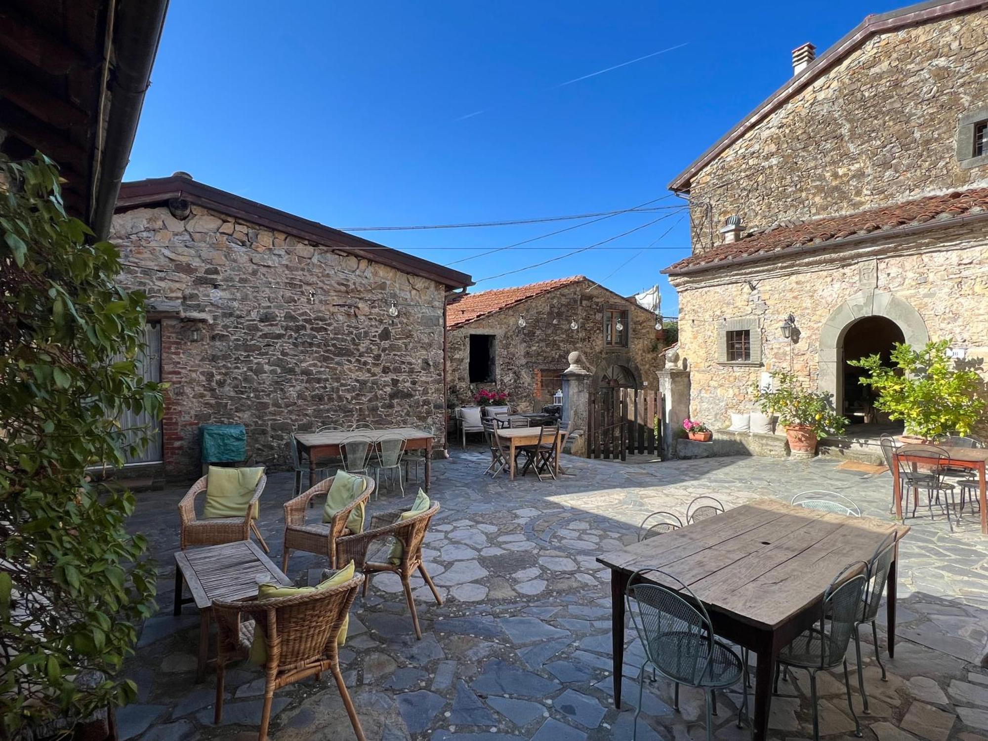 Agriturismo B&B Luna Di Quarazzana In Fivizzano Tuscany ภายนอก รูปภาพ
