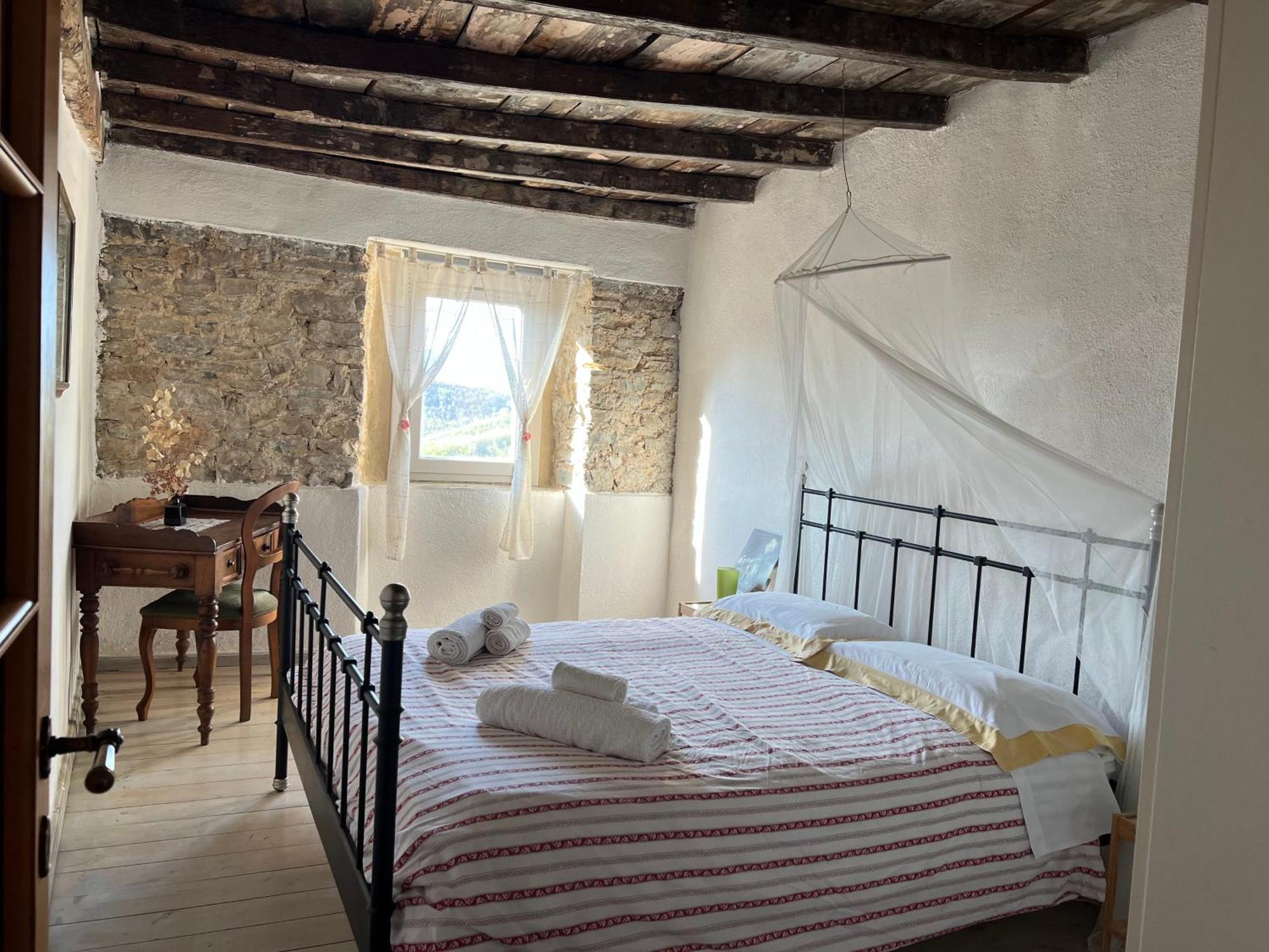 Agriturismo B&B Luna Di Quarazzana In Fivizzano Tuscany ภายนอก รูปภาพ